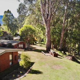 The Cottages are set on three acres of landscaped gardens and natural bushland.